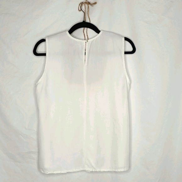 White Embroidered Sleeveless Top - Picture 2 of 6